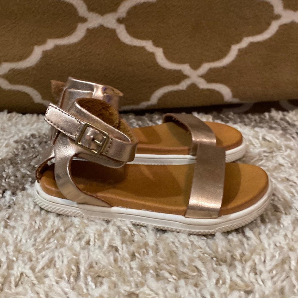 Mini MIA sandals